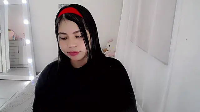 Youlittlepervertt  online show from 17, 5, 2026