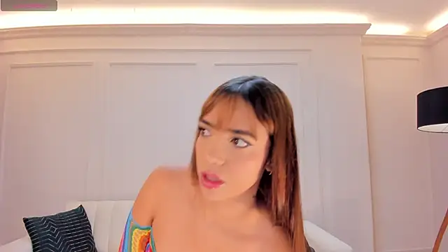 MariamRivera  online show from 9, 3, 2025