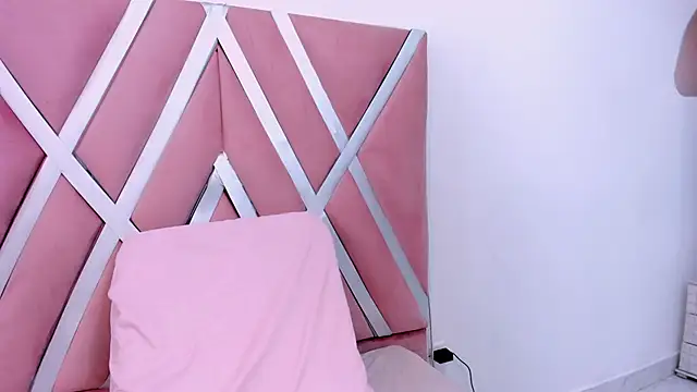 Helenn monroy1 online show from 6, 2, 2026