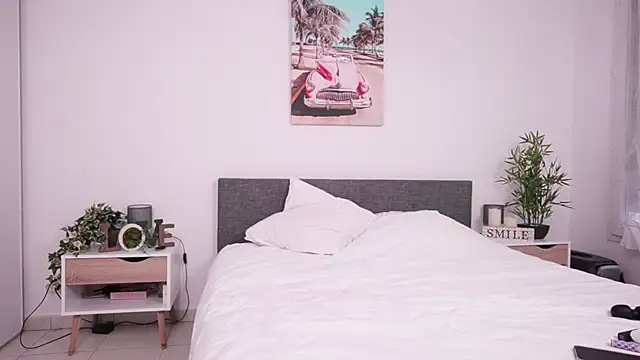 Snapshot of Bella_Twine chatting on 9, 3, 2025 Bella Twine online show from 9, 3, 2025