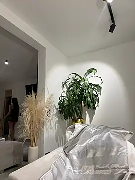 EllaSanz  online show from 21, 12, 2024