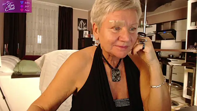 Snapshot of roxana_brooks chatting on 13, 12, 2024 roxana brooks online show from 13, 12, 2024
