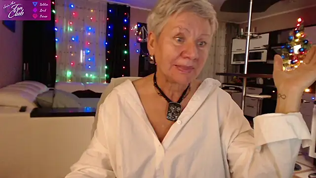 Snapshot of roxana_brooks chatting on 1, 1, 2025 roxana brooks online show from 1, 1, 2025