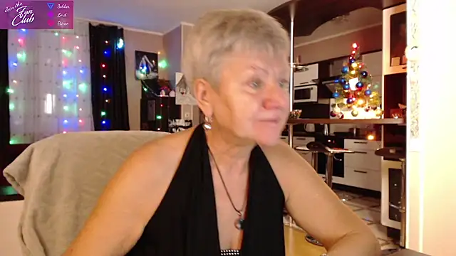 Snapshot of roxana_brooks chatting on 3, 1, 2025 roxana brooks online show from 3, 1, 2025