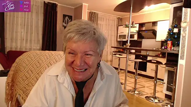 Snapshot of roxana_brooks chatting on 12, 1, 2025 roxana brooks online show from 12, 1, 2025