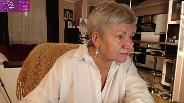 Snapshot of roxana_brooks chatting on 14, 1, 2025 roxana brooks online show from 14, 1, 2025