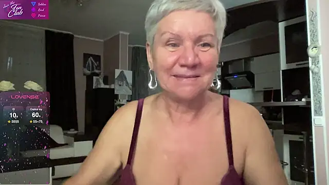 Snapshot of roxana_brooks chatting on 26, 1, 2025 roxana brooks online show from 26, 1, 2025