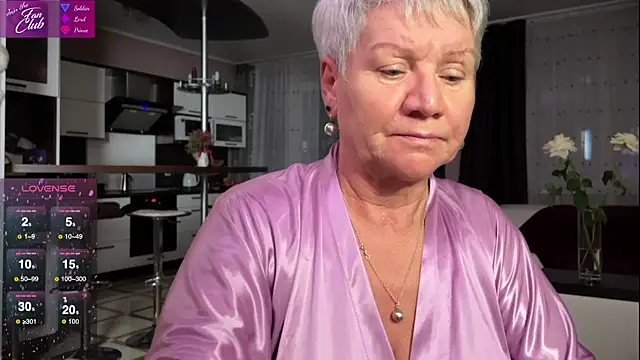 Snapshot of roxana_brooks chatting on 28, 1, 2025 roxana brooks online show from 28, 1, 2025