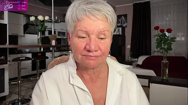 Snapshot of roxana_brooks chatting on 3, 2, 2025 roxana brooks online show from 3, 2, 2025