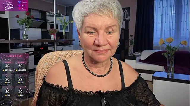 Snapshot of roxana_brooks chatting on 13, 2, 2025 roxana brooks online show from 13, 2, 2025