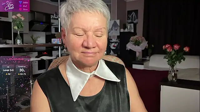 Snapshot of roxana_brooks chatting on 20, 2, 2025 roxana brooks online show from 20, 2, 2025