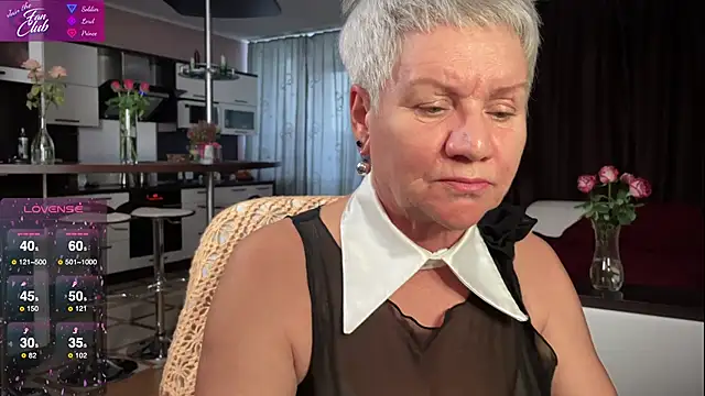 Snapshot of roxana_brooks chatting on 25, 2, 2025 roxana brooks online show from 25, 2, 2025