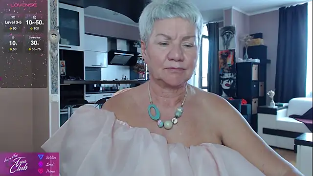 Snapshot of roxana_brooks chatting on 22, 9, 2025 roxana brooks online show from 22, 9, 2025
