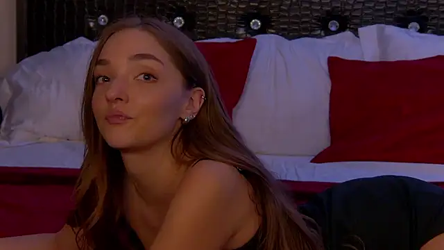 VirginieCruz online show from 27, 1, 2025