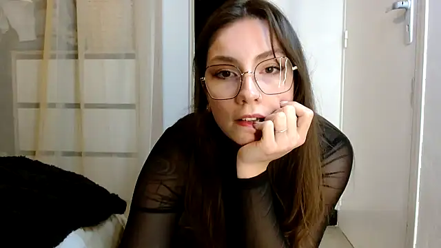 Snapshot of TalullaX chatting on 11, 2, 2025 TalullaX online show from 11, 2, 2025