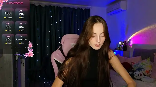 Snapshot of Silver_rains chatting on 19, 10, 2025 Silver rains online show from 19, 10, 2025