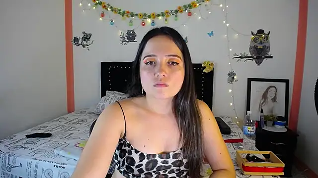 Snapshot of naughty_girl_4u chatting on 31, 1, 2025 naughty girl 4u online show from 31, 1, 2025