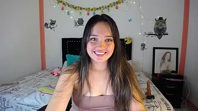 Snapshot of naughty_girl_4u chatting on 3, 2, 2025 naughty girl 4u online show from 3, 2, 2025