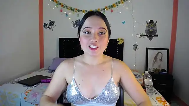 Snapshot of naughty_girl_4u chatting on 10, 2, 2025 naughty girl 4u online show from 10, 2, 2025