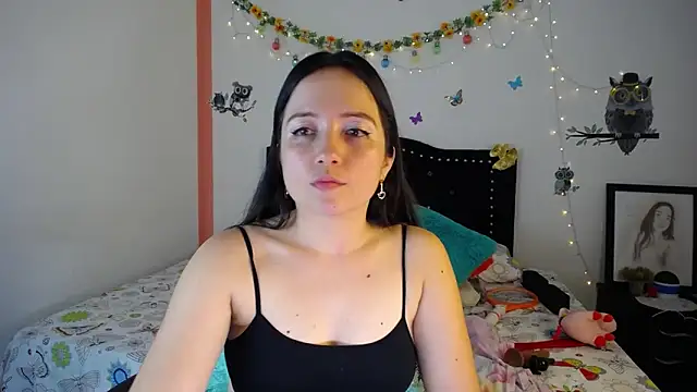 Snapshot of naughty_girl_4u chatting on 21, 2, 2025 naughty girl 4u online show from 21, 2, 2025