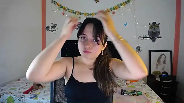 Snapshot of naughty_girl_4u chatting on 22, 2, 2025 naughty girl 4u online show from 22, 2, 2025