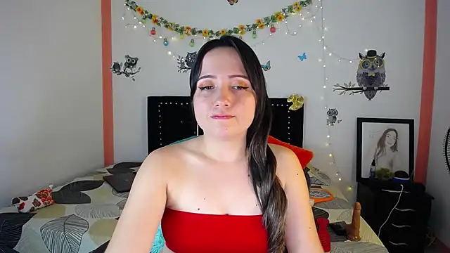 Snapshot of naughty_girl_4u chatting on 2, 3, 2025 naughty girl 4u online show from 2, 3, 2025