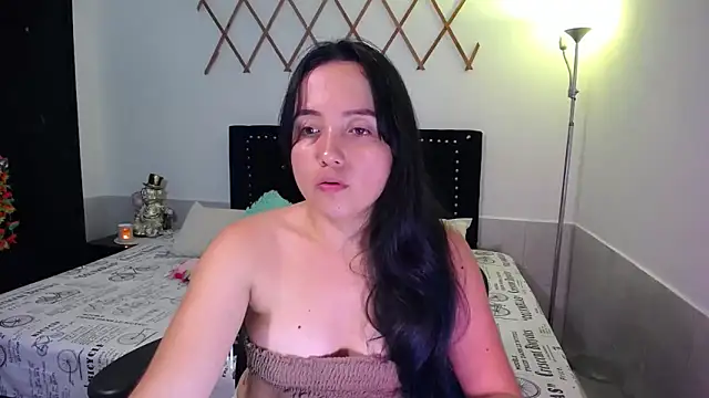 Snapshot of naughty_girl_4u chatting on 1, 10, 2025 naughty girl 4u online show from 1, 10, 2025