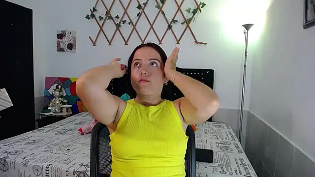 Snapshot of naughty_girl_4u chatting on 25, 6, 2026 naughty girl 4u online show from 25, 6, 2026