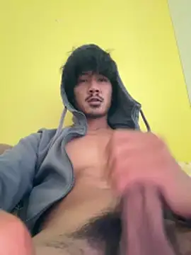 juniiorre online show from 4, 12, 2025