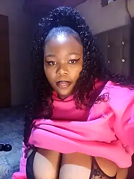 Snapshot of Aaaliyah445 chatting on 3, 10, 2025 Aaaliyah445 online show from 3, 10, 2025