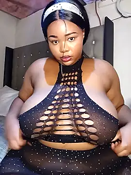 Snapshot of Aaaliyah445 chatting on 21, 10, 2025 Aaaliyah445 online show from 21, 10, 2025