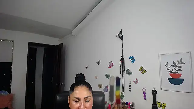 Snapshot of mature_bigboobs10 chatting on 18, 3, 2026 mature bigboobs10 online show from 18, 3, 2026