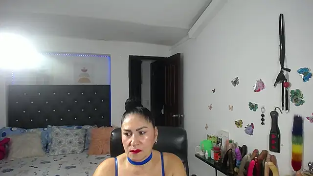 Snapshot of mature_bigboobs10 chatting on 10, 5, 2026 mature bigboobs10 online show from 10, 5, 2026