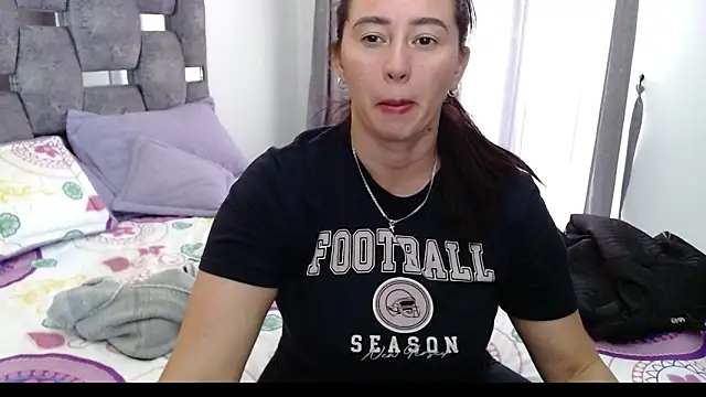 sara hott 1 online show from 3, 2, 2026