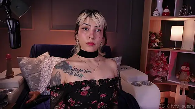 kitty pruu online show from 18, 12, 2025