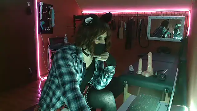 Ginny-the-bdsm-nympho online show from 29, 12, 2024