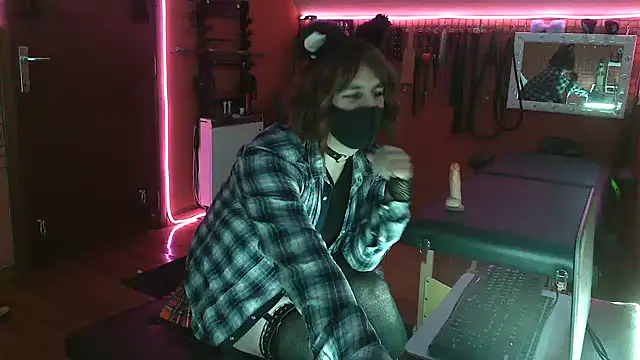 Ginny-the-bdsm-nympho online show from 19, 3, 2026