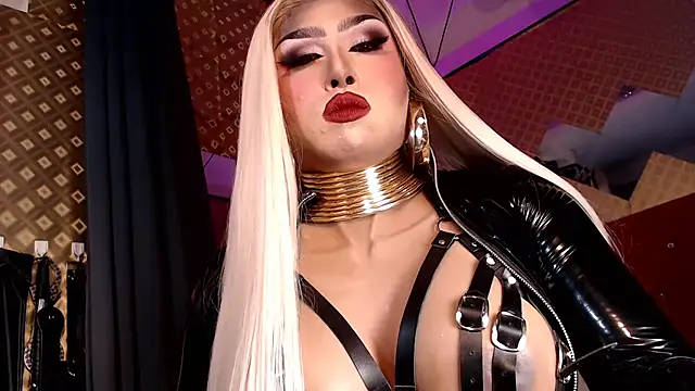 Snapshot of AntoniaSaints chatting on 25, 10, 2025 AntoniaSaints online show from 25, 10, 2025