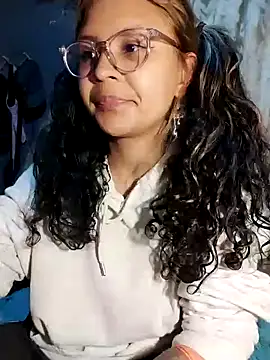 Hathorlove online show from 12, 12, 2024