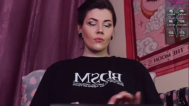 Snapshot of Luna_Blake chatting on 1, 3, 2025 Luna Blake online show from 1, 3, 2025