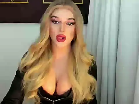 hotstellacumxxx online show from 28, 2, 2026