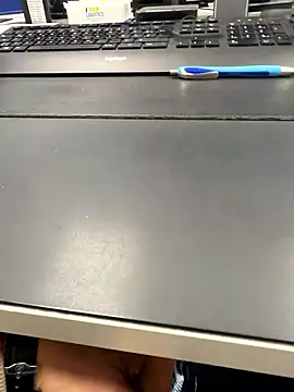 Snapshot of KielerMen chatting on 1, 12, 2025 KielerMen online show from 1, 12, 2025