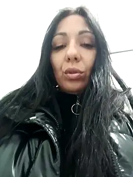 LeticiaWoods online show from 8, 1, 2025