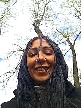 Snapshot of LeticiaWoods chatting on 24, 4, 2026 LeticiaWoods online show from 24, 4, 2026