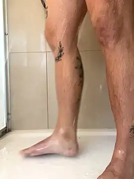 Snapshot of angelus112 chatting on 24, 9, 2025 angelus112 online show from 24, 9, 2025