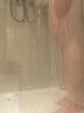 Snapshot of angelus112 chatting on 23, 11, 2025 angelus112 online show from 23, 11, 2025