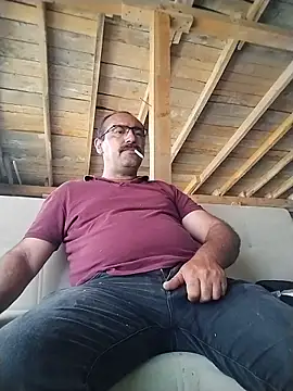 Snapshot of masculine_bear_daddy chatting on 8, 6, 2026 masculine bear daddy online show from 8, 6, 2026