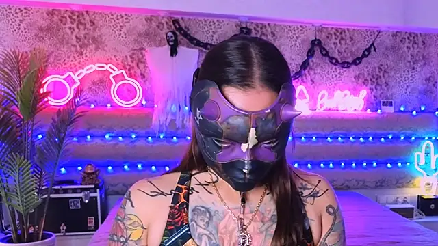 Cool Freak  online show from 26, 10, 2025