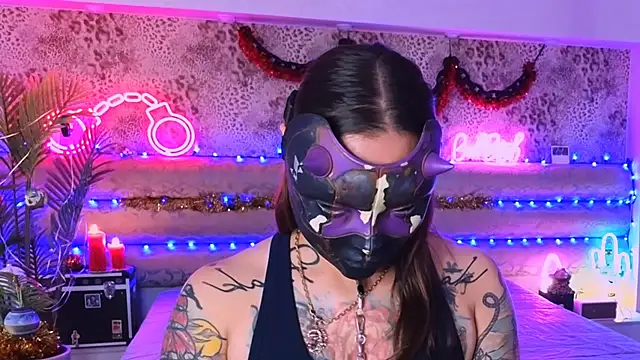 Cool Freak  online show from 10, 11, 2025