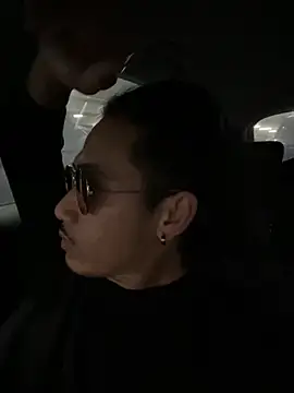 Snapshot of bigbrown- chatting on 15, 11, 2025 bigbrown- online show from 15, 11, 2025